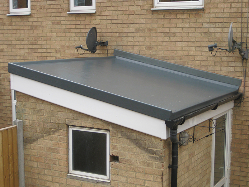 Flat roof installation